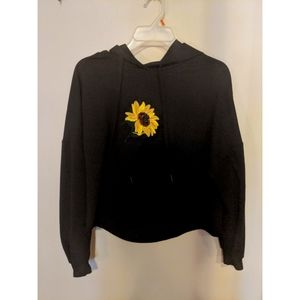 Cropped Sunflower Black Hoodie
